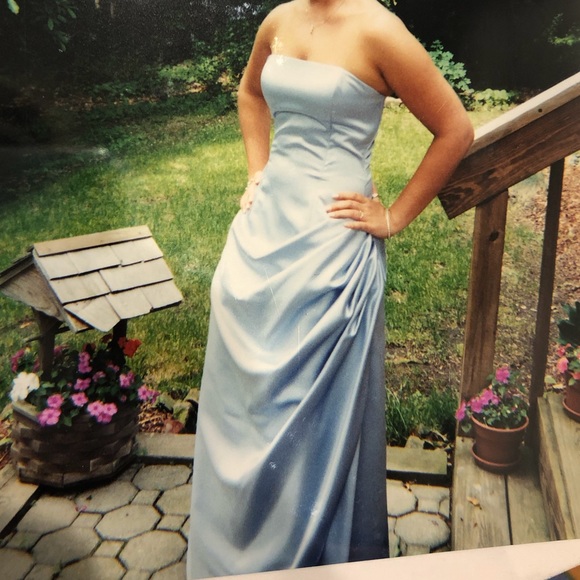 Scott McClintock Dresses & Skirts - Periwinkle blue strapless prom dress